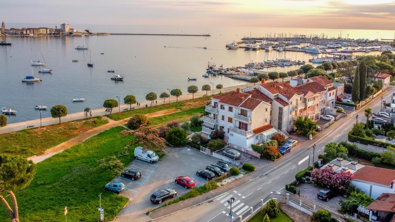 Villa Umag Seafront Eksteriør bilde